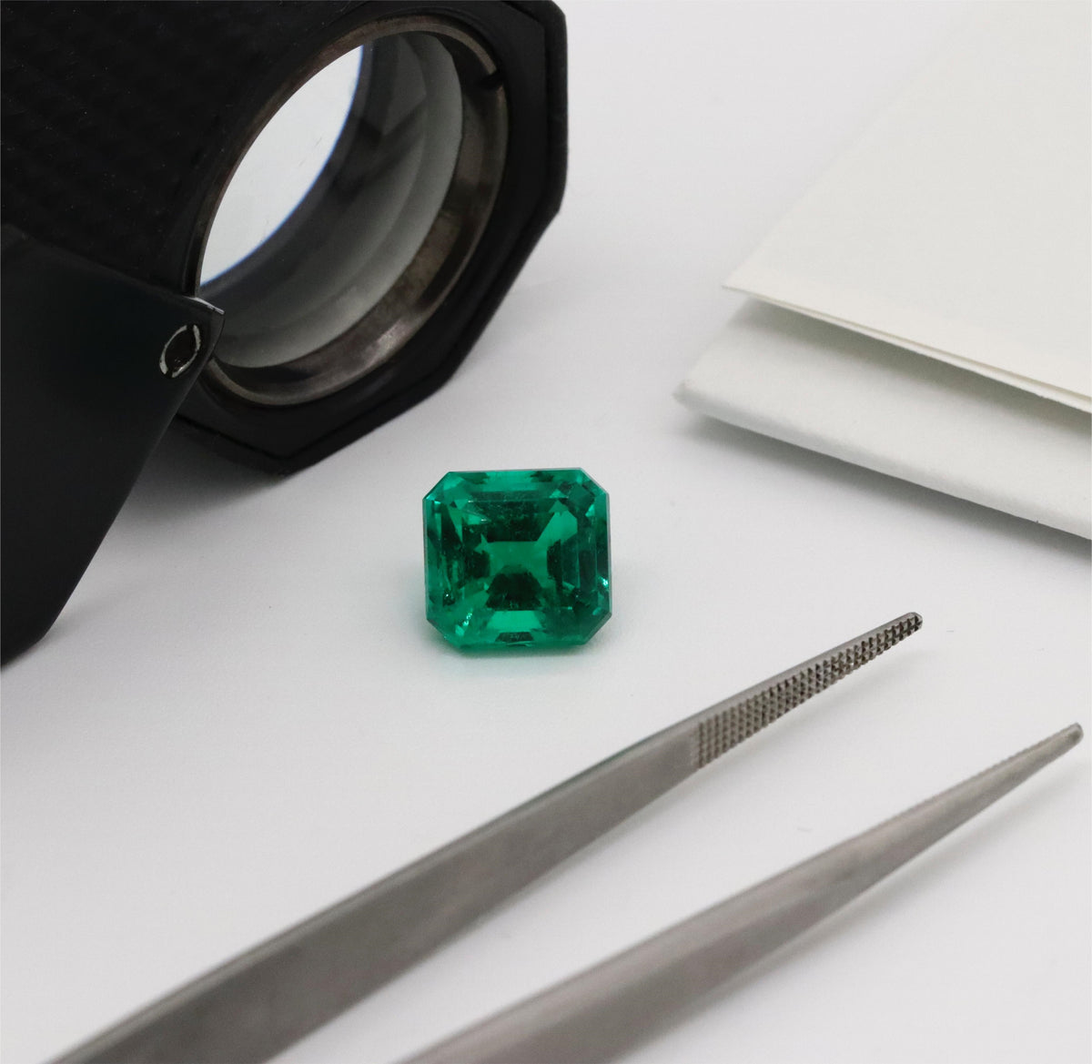 Exploring the Popular Trend of Lab-Grown Emerald Jewelry A Look at usinjewel's Stunning Collection